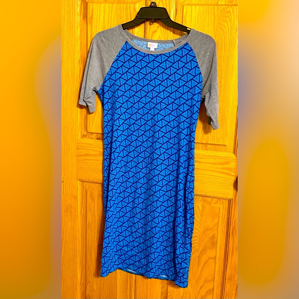 LuLaRoe Dress. Soft and comfy but very flattering too